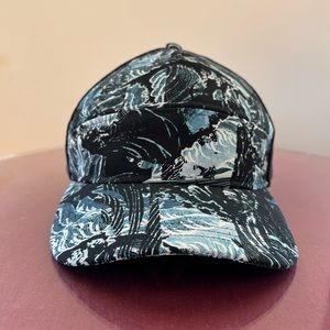 Lululemon Splash and Dash Cap II